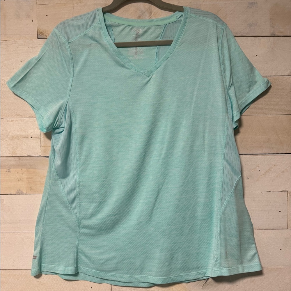 Danskin Now Light Blue Short Sleeve Semi Fitted T-Shirt